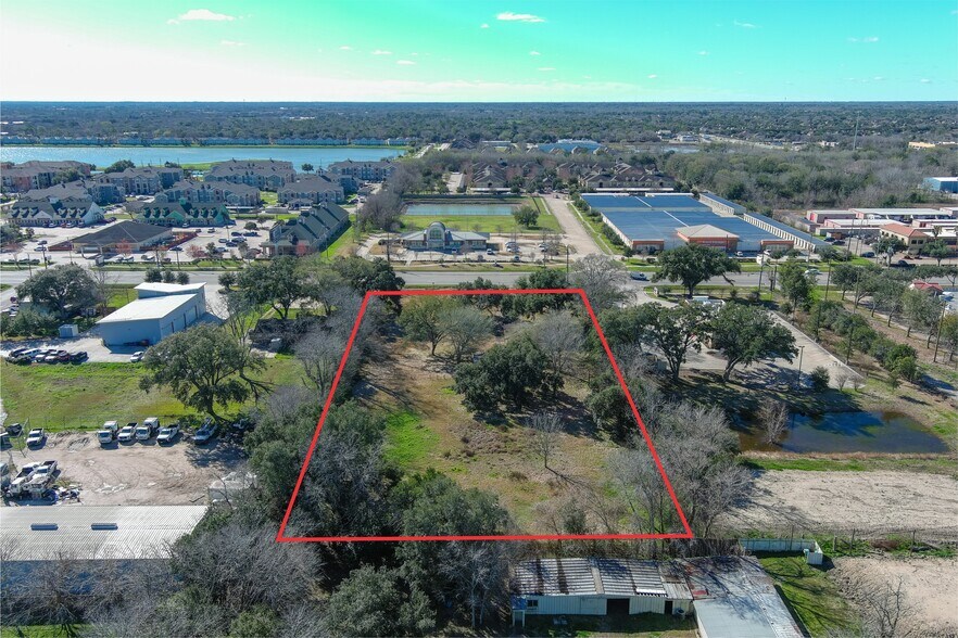 More Photos Of 8013 W Broadway St, Pearland Land For Sale