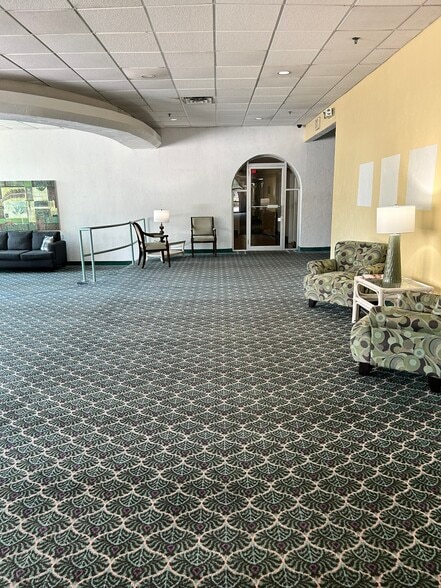 More Photos Of 224 E Garden St, Pensacola Apartments For Sale