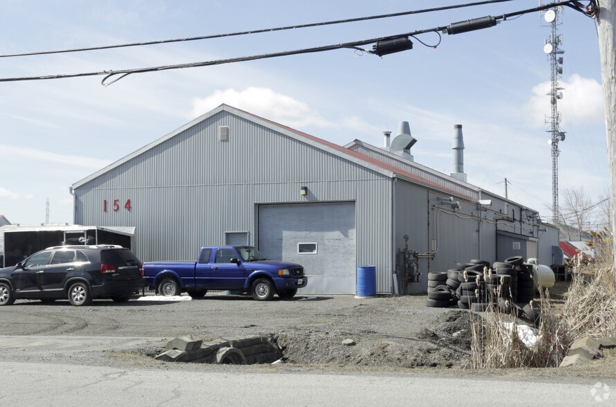 More Photos Of 154 Av Loyola-Schmidt, Vaudreuil-dorion Warehouse For Sale