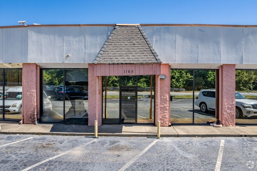 More Photos Of 1129-1199 Willingham Dr, East Point Warehouse For Lease