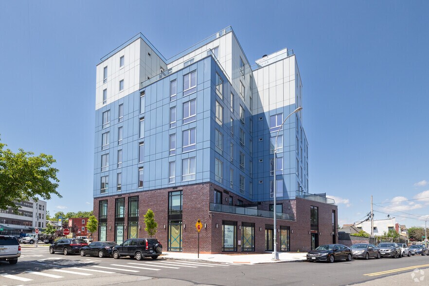 More Photos Of 132-77 Metropolitan Avenue, Kew Gardens Apartments For Lease