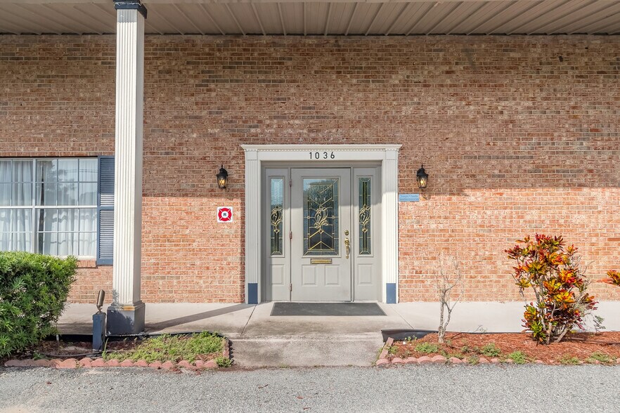 More Photos Of 1036 Derbyshire Rd, Daytona Beach Office For Sale