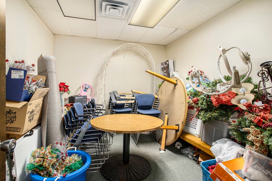 More Photos Of 135 N Church St, Kalamazoo Office Residential For Sale