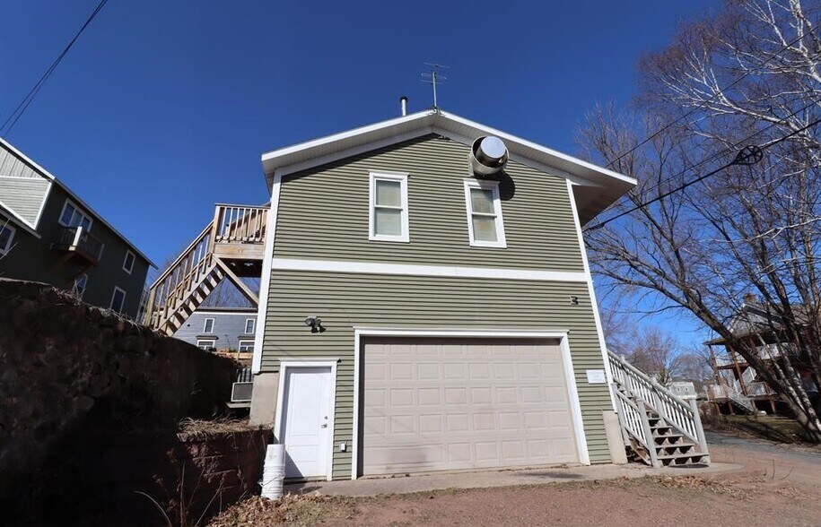 More Photos Of 250 Rittenhouse Ave, Bayfield Restaurant For Sale