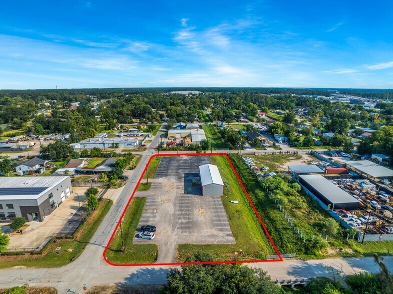 More Photos Of 5939 Albert Dr, Humble Light Distribution For Sale