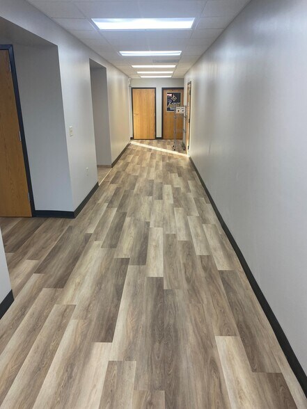 More Photos Of 3701 N St. Peters Pky, Saint Peters Office For Sale