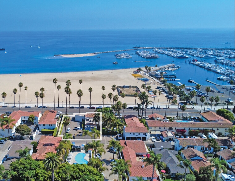 More Photos Of 216 W Cabrillo Blvd, Santa Barbara Restaurant For Sale