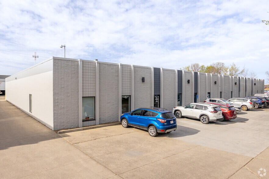 More Photos Of 17890 106th Ave NW, Edmonton Unknown For Lease