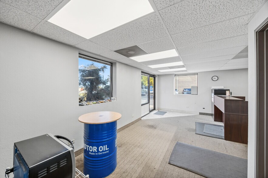 More Photos Of 10855 Irma Dr, Northglenn Warehouse For Sale