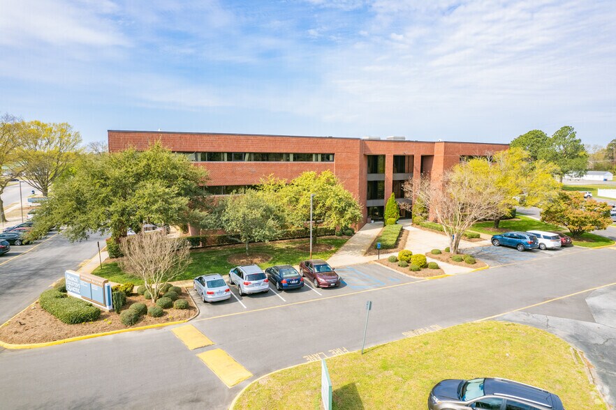 More Photos Of 4016 Raintree Rd, Chesapeake Medical For Lease