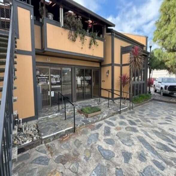 More Photos Of 62 E 11th St, Tracy Office For Lease