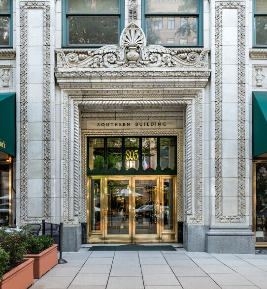 More Photos Of 805 15th St NW, Washington Office For Lease