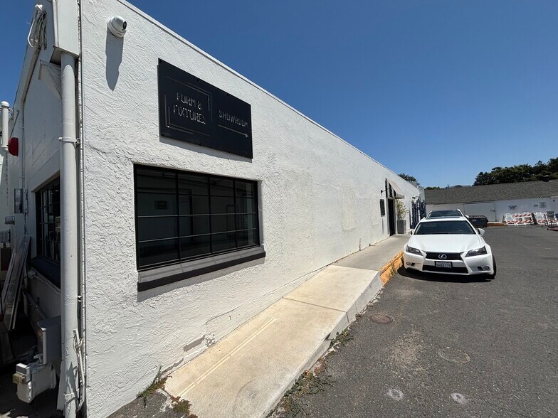 More Photos Of 807 Soscol Ave, Napa Warehouse For Lease