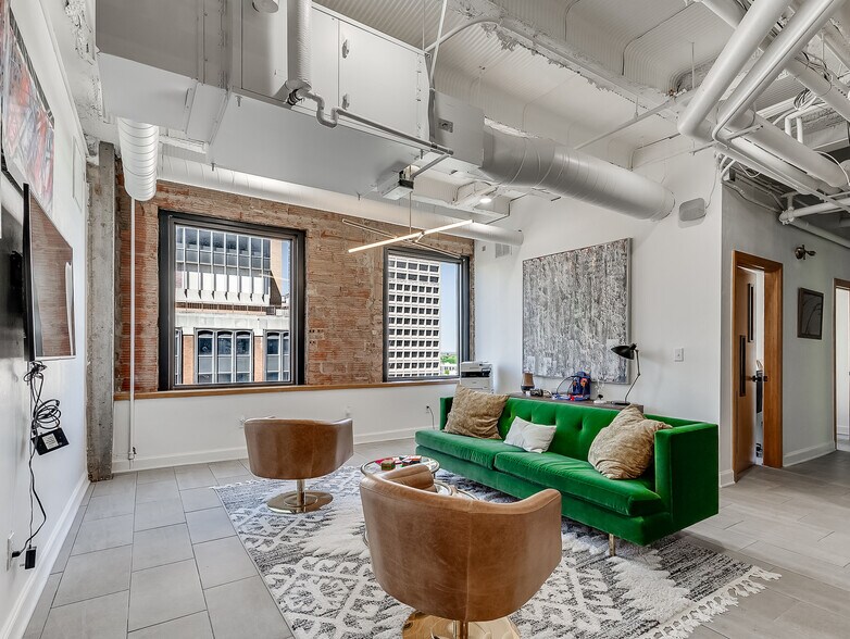 More Photos Of 204 N Robinson Ave, Oklahoma City Office Residential For Lease