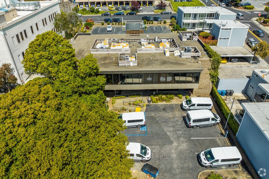 More Photos Of 323 89th St, Daly City Medical For Lease