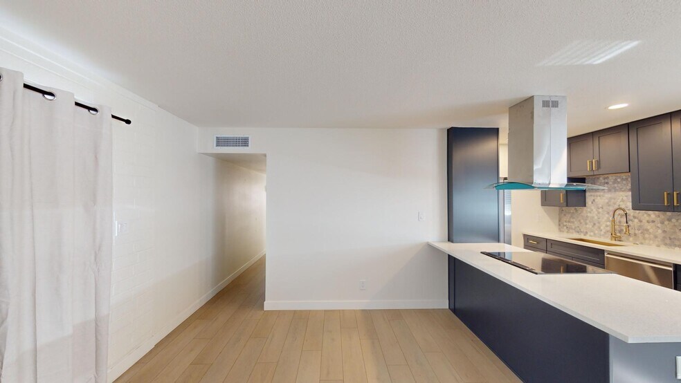 More Photos Of 1724 E Ocotillo Rd, Phoenix Apartments For Sale