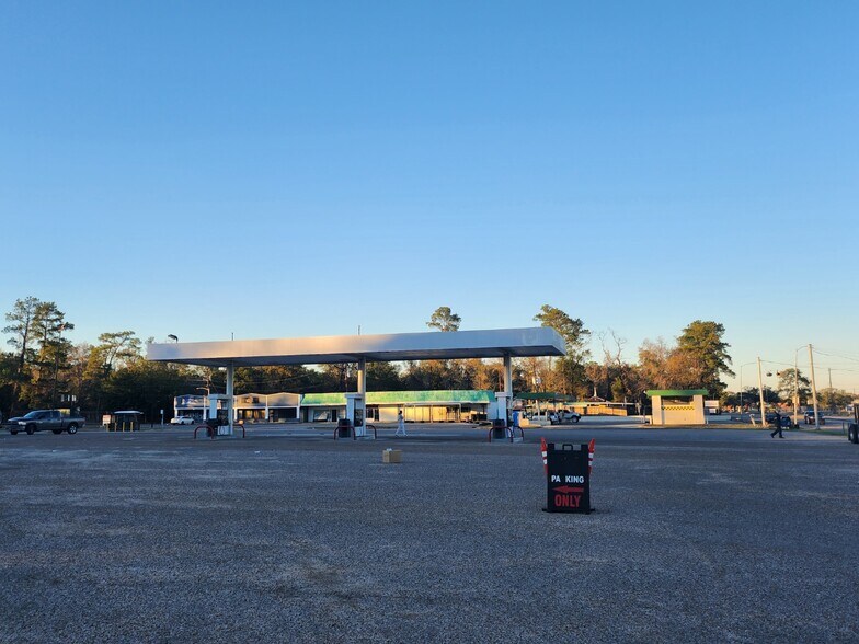 More Photos Of 10553 Homestead Rd, Houston General Retail For Sale