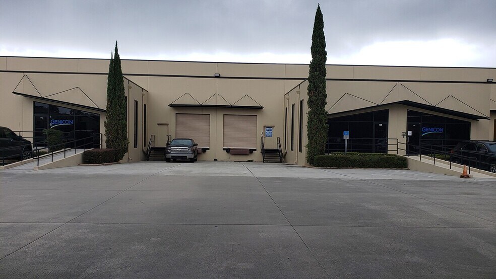 More Photos Of 6903 Stapoint Ct, Winter Park Industrial For Sale