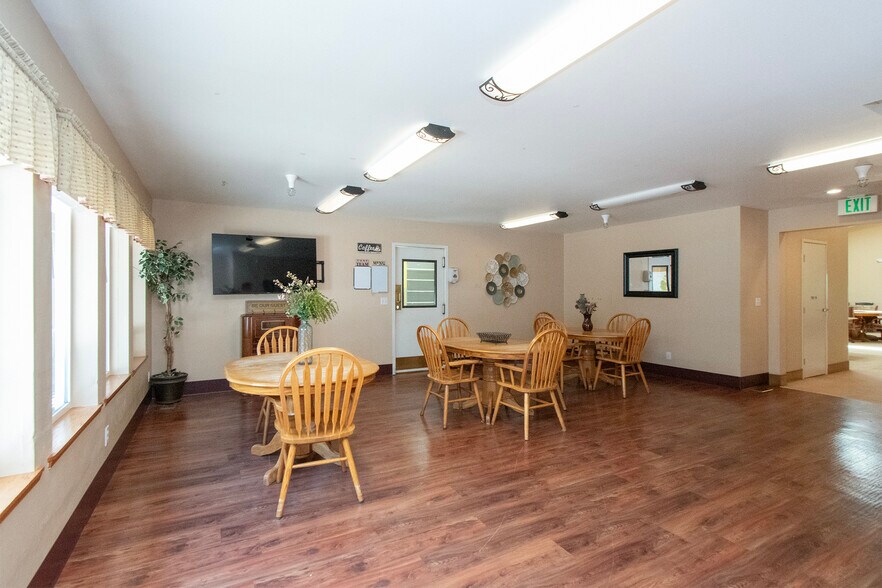 More Photos Of 202 Birdsong Ln, Port Angeles Healthcare For Sale