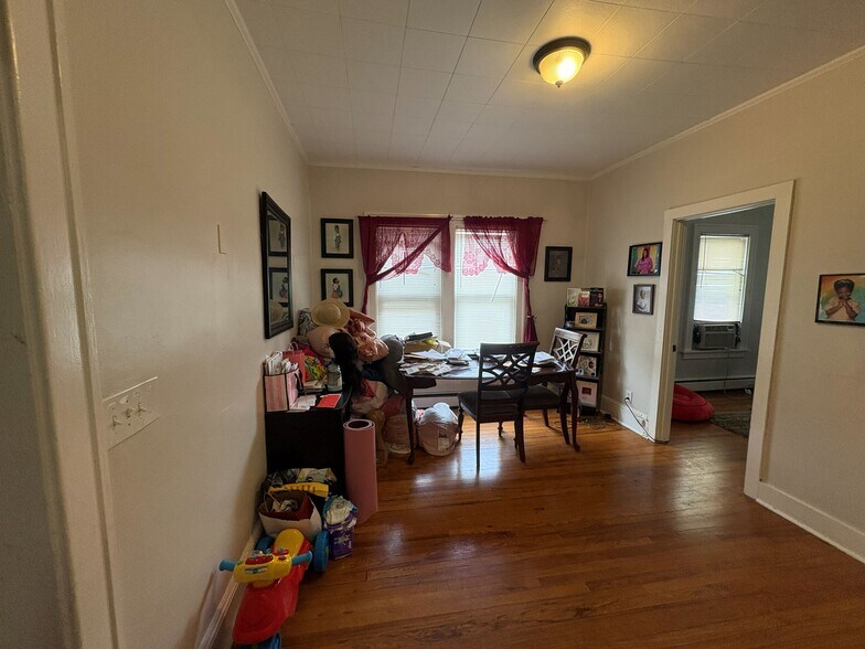 More Photos Of 287 Mrytle Ave, Albany Apartments For Sale