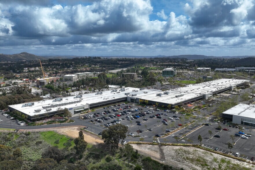 More Photos Of 16550 W Bernardo Dr, San Diego Light Manufacturing For Lease