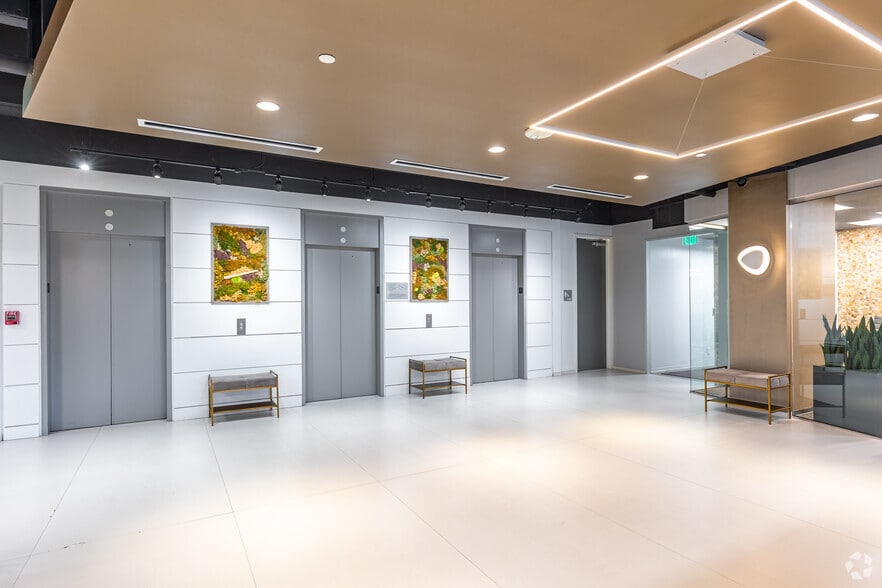 More Photos Of 2626 Cole Ave, Dallas Office Residential For Lease