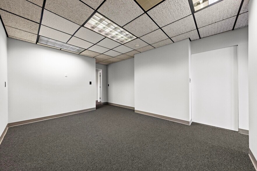 More Photos Of 675 Route 72 E, Manahawkin Office For Sale