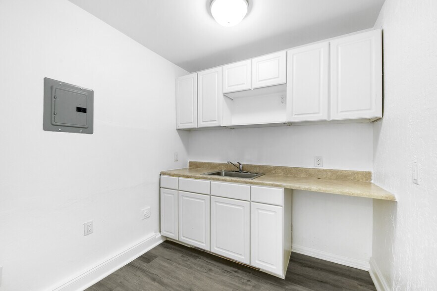 More Photos Of 811 E Las Olas Blvd, Fort Lauderdale Office For Lease