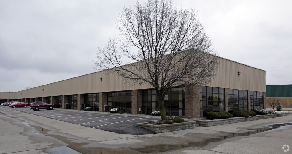 700 Crown Industrial Ct, Chesterfield, MO 63005 Industrial For Lease