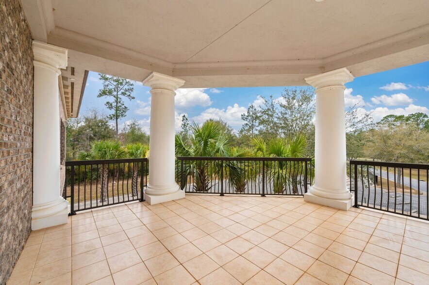 More Photos Of 3201 Heritage Plantation Blvd, Laurel Hill Office For Sale