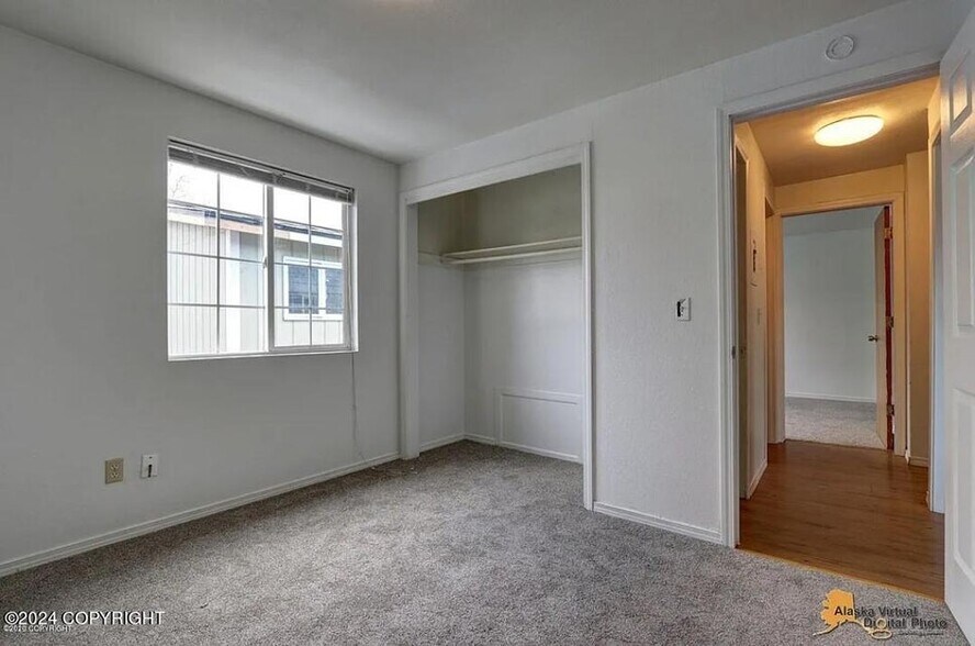 More Photos Of 911 E 10th Ave, Anchorage Apartments For Sale