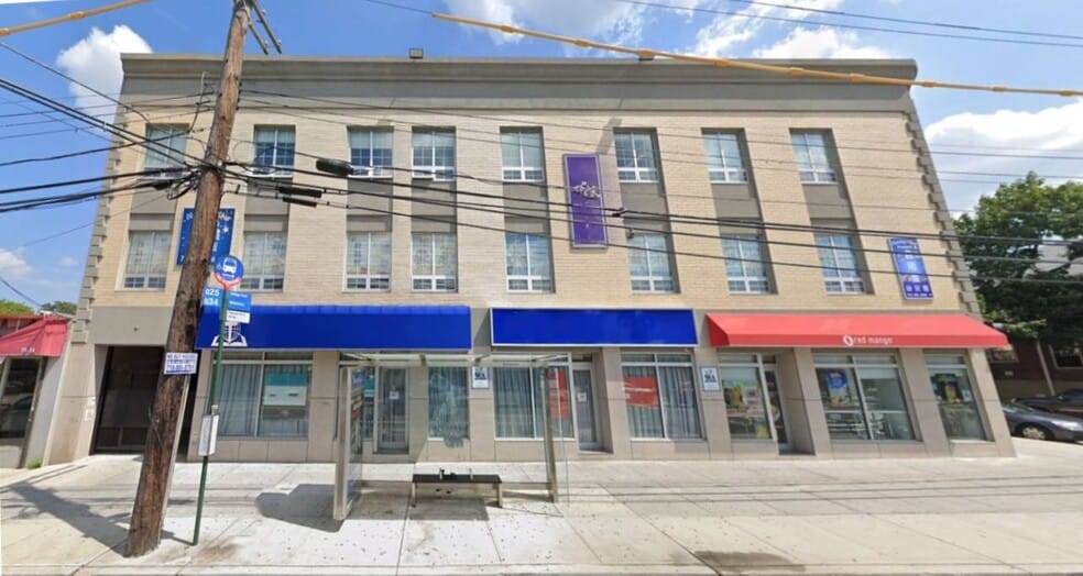 More Photos Of 7543 Parsons Blvd, Flushing Storefront Retail Office For Sale