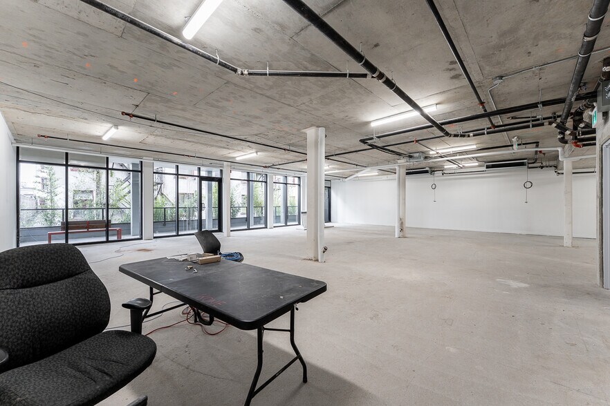 More Photos Of 241 Keefer St, Vancouver Multifamily For Sale