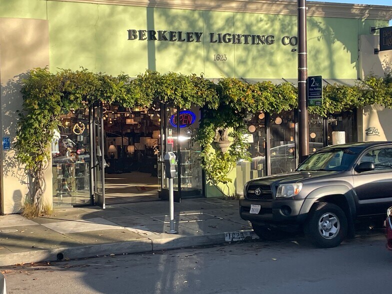Primary Photo Of 1619-1623 San Pablo Ave, Berkeley Freestanding For Lease