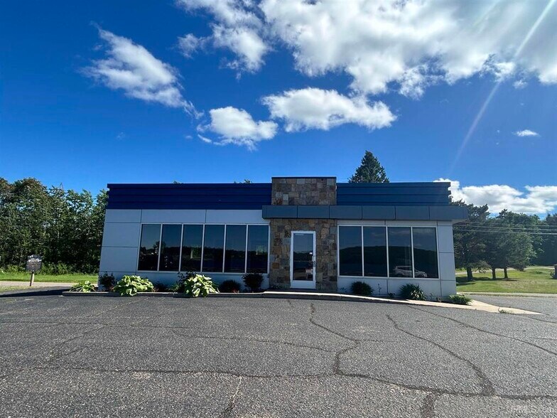 Primary Photo Of 109 W US 41 Hwy, Negaunee Office For Lease