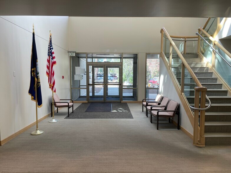 More Photos Of 6500 N Mineral Dr, Coeur d'Alene Office For Sale