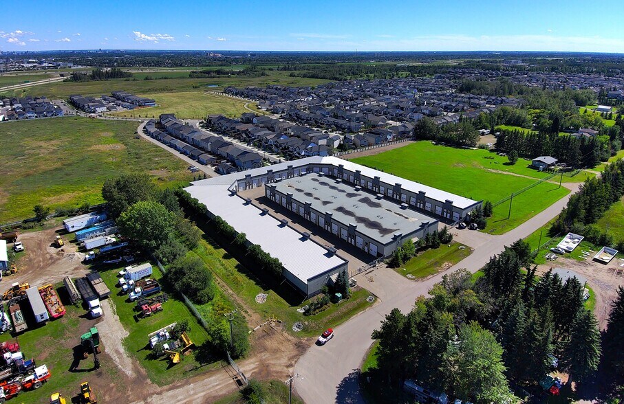 More Photos Of 9903 209 St NW, Edmonton Warehouse For Sale