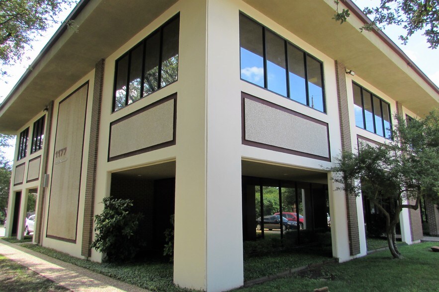 More Photos Of 1177 Rockingham Ln, Richardson Coworking Space