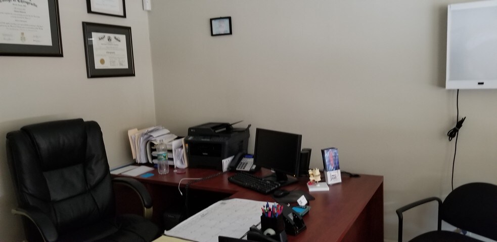 More Photos Of 16 Jefferson St, Hackensack Office Residential For Lease