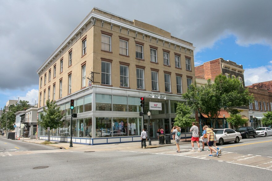 More Photos Of 301 W Broughton St, Savannah Loft Creative Space For Lease