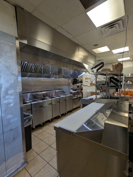 More Photos Of 954 E Altamonte Dr, Altamonte Springs Restaurant For Sale