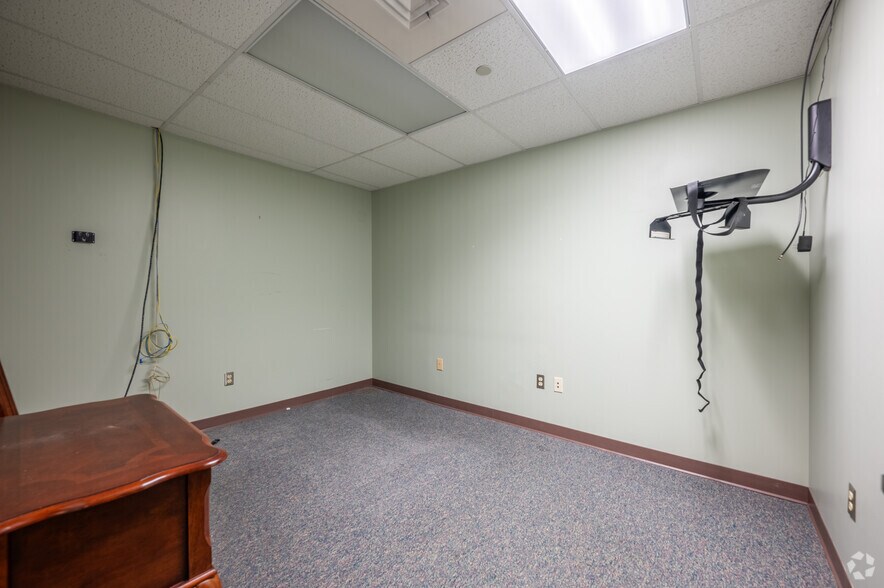 More Photos Of 1301 Grandview Ave, Pittsburgh Office For Sale