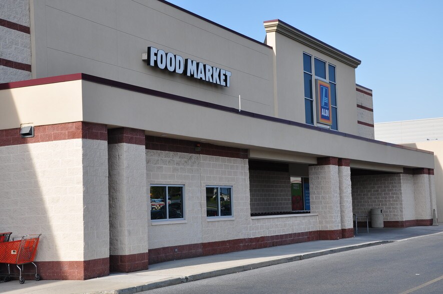 More Photos Of 3433-3445 Simpson Ferry Rd, Camp Hill Storefront For Sale