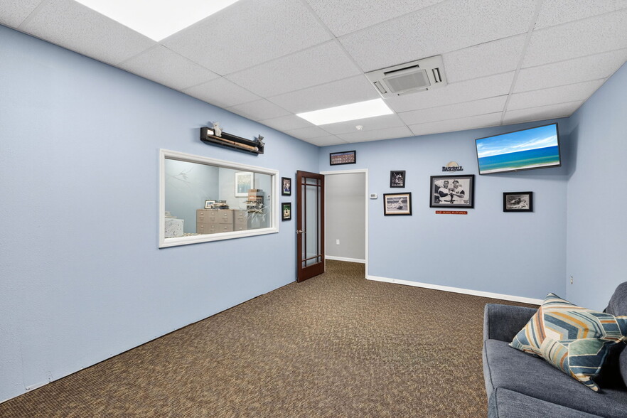 More Photos Of 80 S Mccall Rd, Englewood Office For Sale