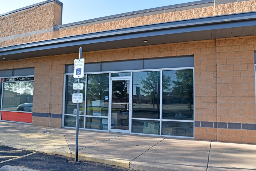 More Photos Of 3408-3410 98th St, Lubbock Unknown For Lease