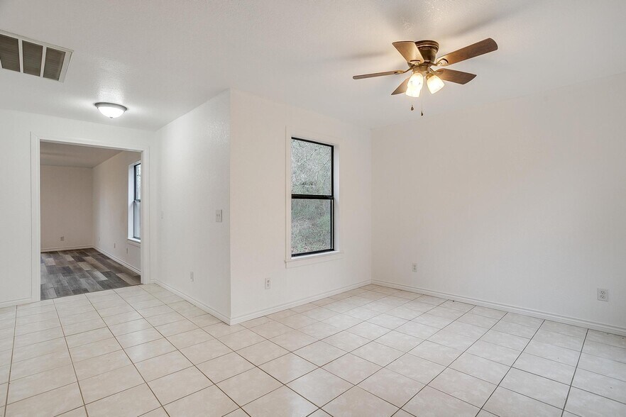 More Photos Of 4011 US-67, Cleburne Land For Sale