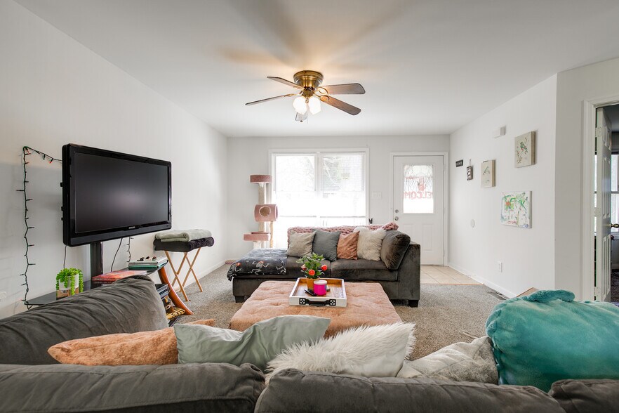 More Photos Of 2304 5th Ave, Richmond Apartments For Sale