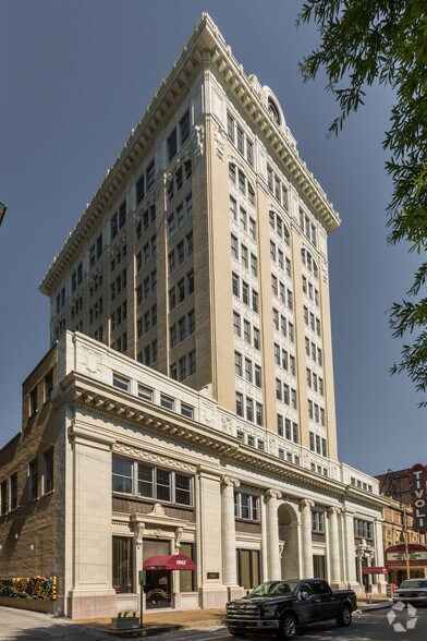 More Photos Of 721 Broad St, Chattanooga Apartments For Sale