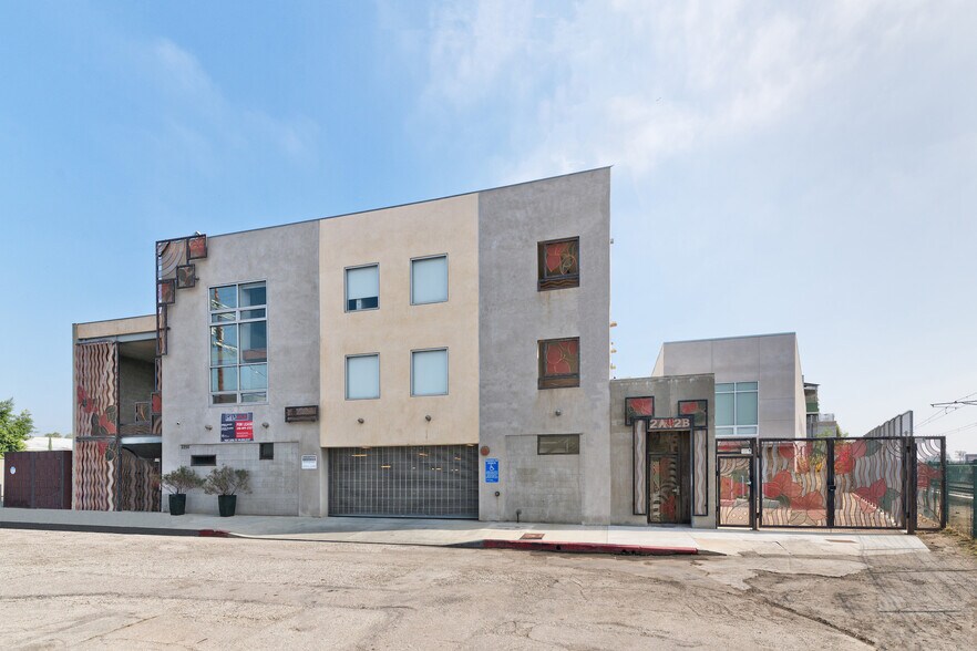 More Photos Of 2256 Barry Ave, Los Angeles Office For Lease