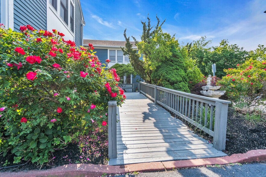 More Photos Of 1705 Bay Ave, Point Pleasant Office For Lease